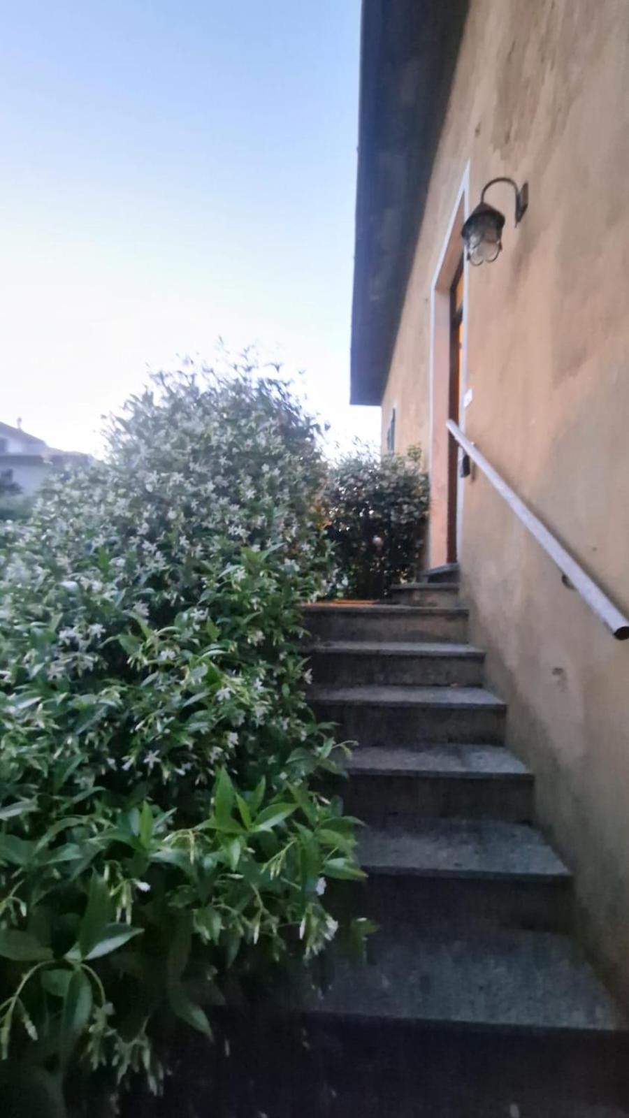 Villetta Con Giardino Privato Cremia Esterno foto
